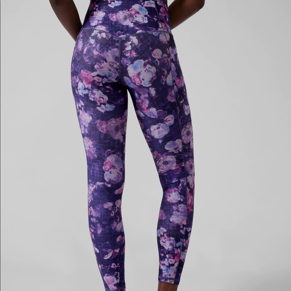 Bundle two athleta leggings size m